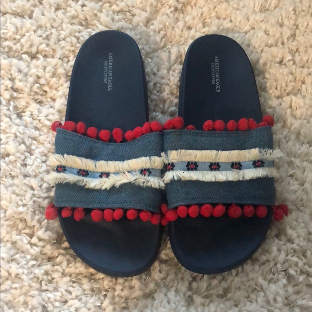 American Eagle Sandals